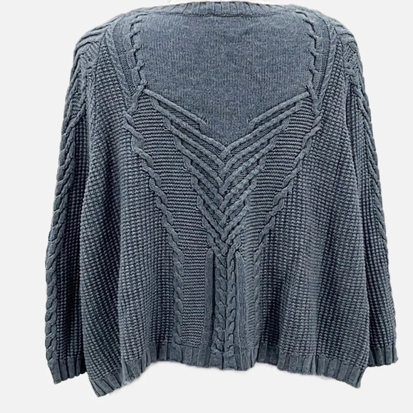 Cabi Short & Sweet Cropped Cable Knit Sweater in Dusty Blue - Size Small - Picture 4 of 7